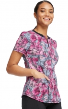 Round Neck Top in Hiss Or Miss - Cherokee Infinity - Antimicrobial