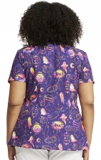 DK852 Dickies EDS Signature Rounded V-Neck Print Top - Hanging With My Boo