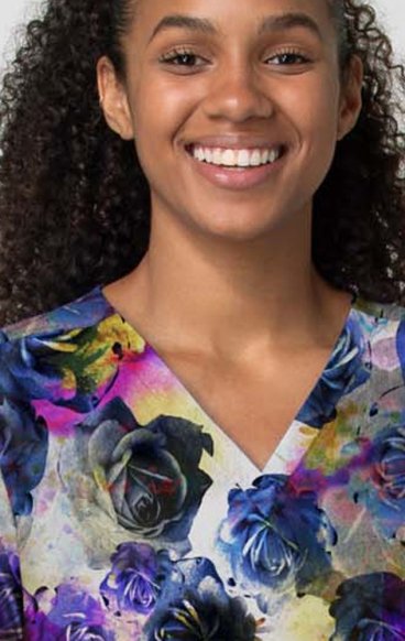 6657 WINK Fitted 3-Pocket V-Neck Print Top - Stamped Rose 6657 WINK Fitted 3-Pocket V-Neck Print Top - Stamped Rose