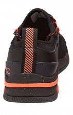 Dart Black/Electro Coral Sneaker Légère Antidérapante pour Femmes de Infinity Footwear par Cherokee