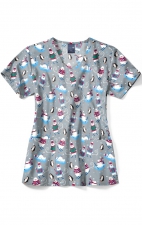 Z12213 Zoe + Chloe Curved V-neck Print Scrub Top - 'Tis the Ski-son