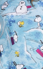 TF626 Tooniforms Haut Imprimer Ajusté avec 2 Poches par Cherokee Uniforms - Sledding Snoopy