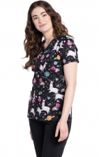 CK671 Cherokee Genuine Classic V-Neck 2 Pocket Print Top - Space Snacks