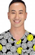 S650PR Smiley World Confident Men's Print Top by koi - Smiling All Around