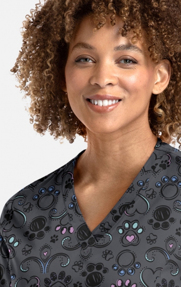 1797 Maevn Curved V-Neck Print Top - Regal Paws 1797 Maevn Curved V-Neck Print Top - Regal Paws