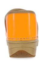 XP 2.0 Neon Orange Patent Sabot Antidérapante pour Femmes par Dansko